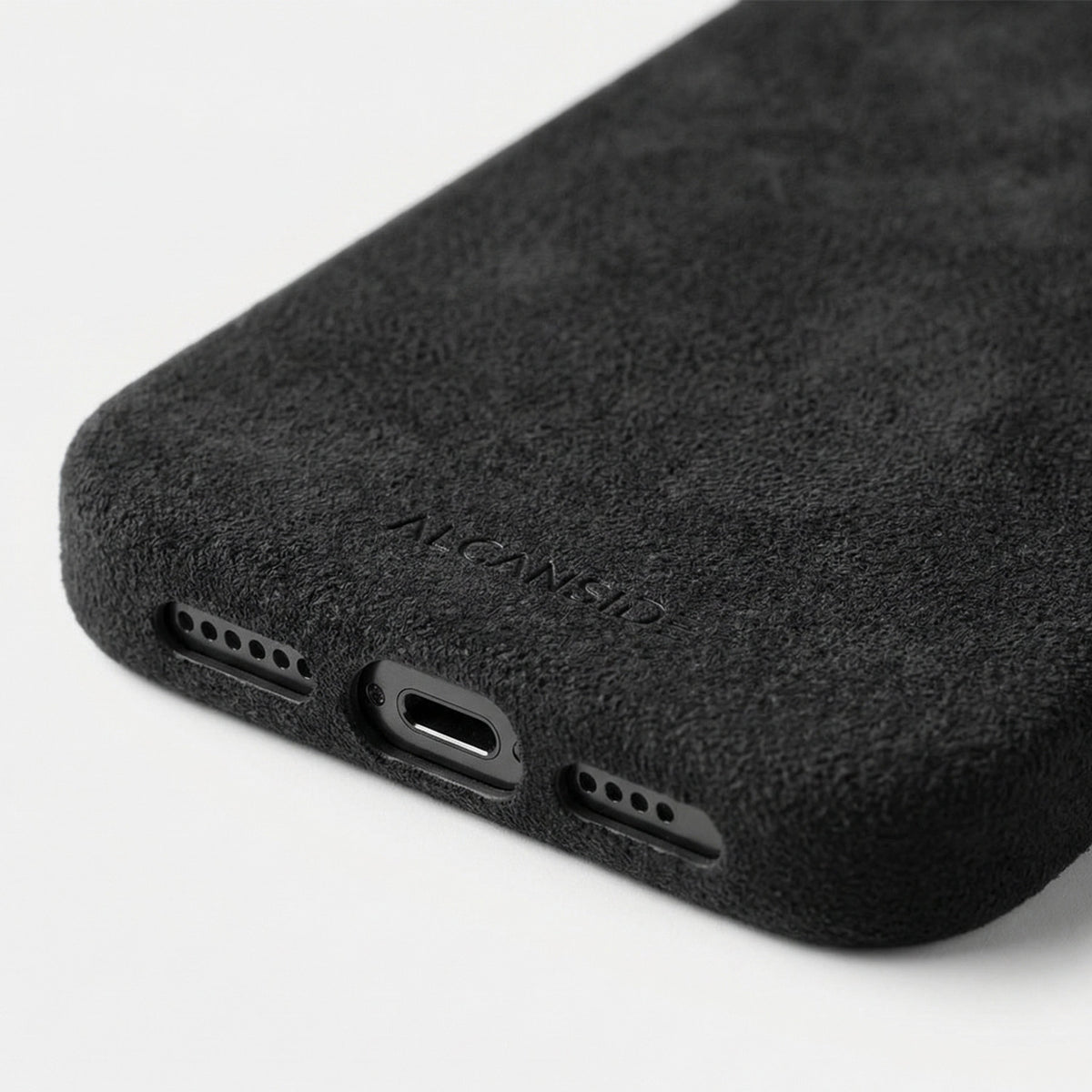 iPhone 17 Alcantara Case Deep Black